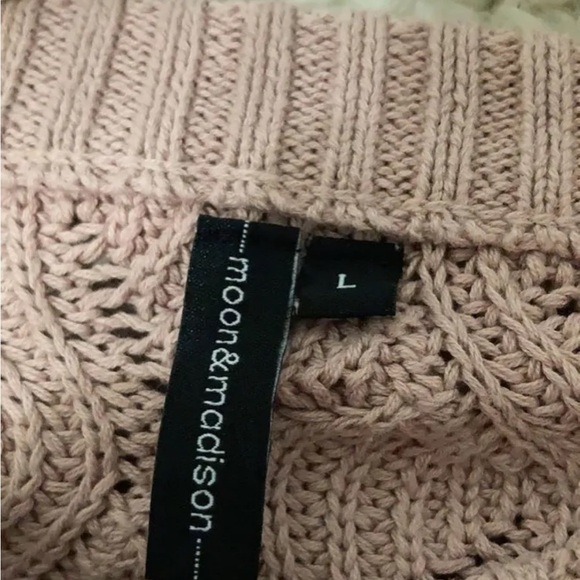 moon & madison Blush Cable Knit Sweater - Picture 3 of 3